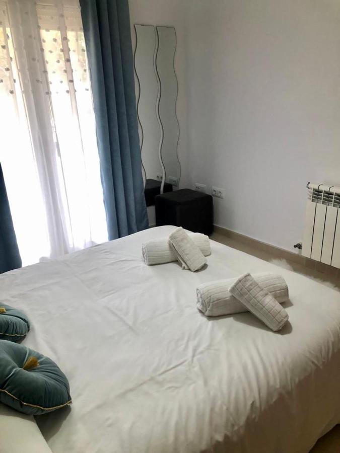 Villa Life . Precioso Bajo Frente Piscina Sucina Kültér fotó
