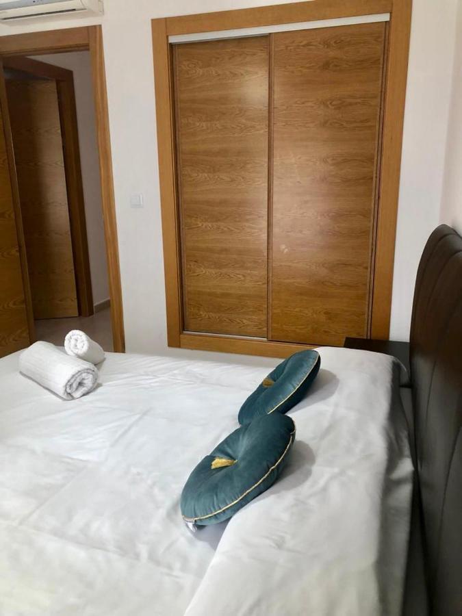 Villa Life . Precioso Bajo Frente Piscina Sucina Kültér fotó